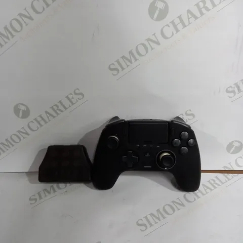 NACON REVOLUTION PS4 CONTROLLER