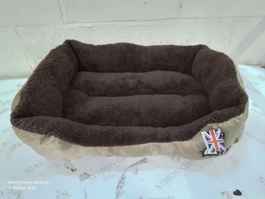 BACUP POLYESTER PET BED