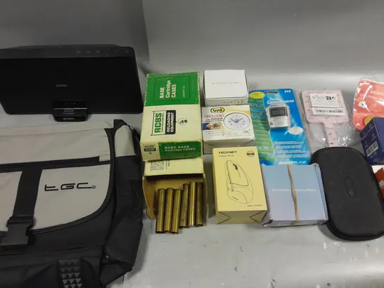 LOT OF ASSORTED ITEMS TO INCLUDE SONY DOCKING STATION, LAPTOP BAGS, TALKING CALORIE COUNTER AND BOXED SHOES