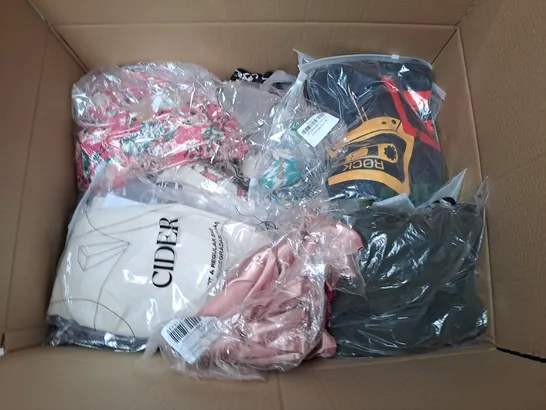 BOX OF APPROXIMATELY 25 ASSORTED CLOTHING ITEMS TO INCLUDE -  LEGGINGS , SOCKS , BRA ETC