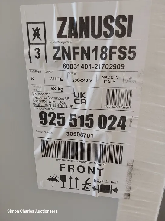 ZANUSSI INTEGRATED 50/50 FRIDGE FREEZER 267L Model ZNFN18FS5 RRP £542