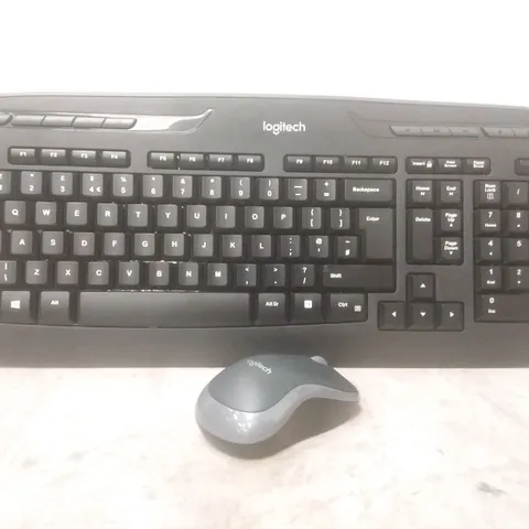 BOXED LOGITECH MK330 WIRELESS COMBO WITH MEDIA SHORTCUTS