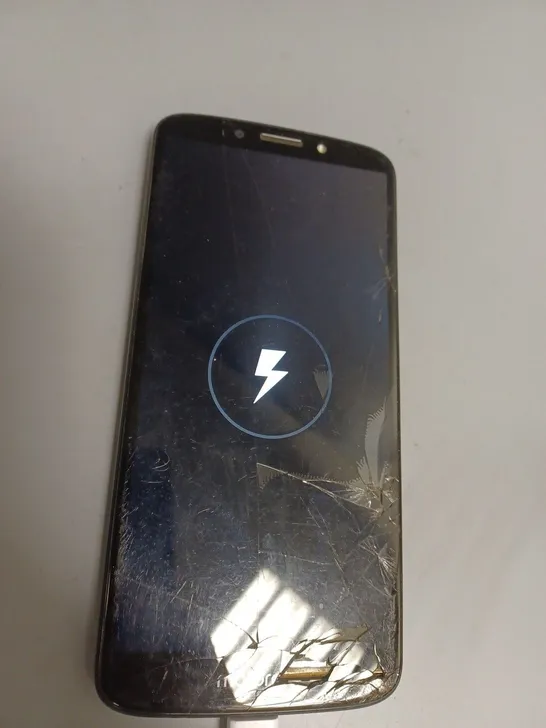 MOTOROLA MOTO G6 POWER