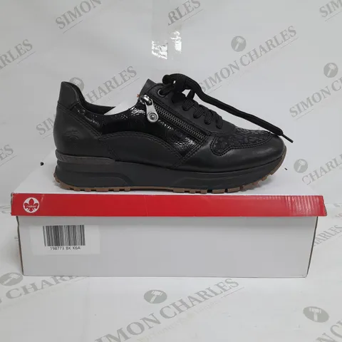 BOXED PAIR OF RIEKER LOW WEDGE TRAINERS IN BLACK SIZE 6.5 