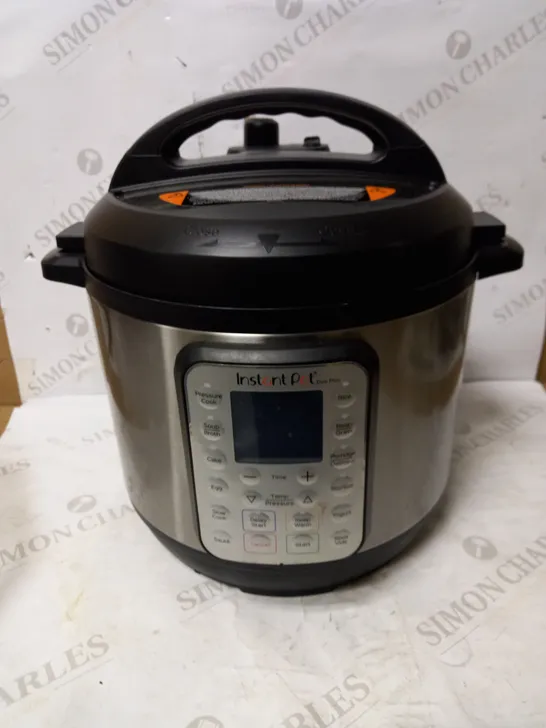 INSTANT POT DUO PLUS 5.7L ELECTRIC PRESSURE COOKER