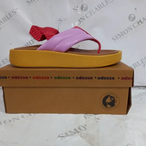 BOXED PAIR OF ADESSO LEATHER PLATFORM SANDALS MULTI-COLOURED IN SIZE 7