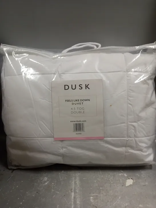 DUSK 4.5 TOG FEELS LIKE DOWN DUVET - DOUBLE 