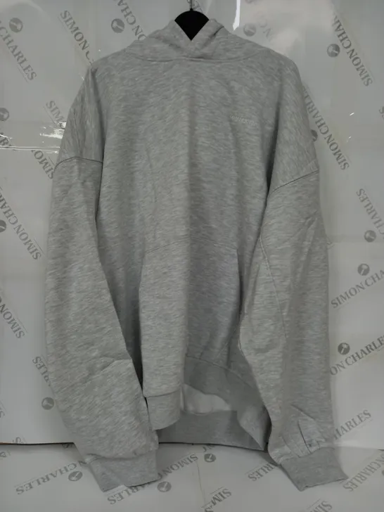 GYM KING FUNDAMENTAL RELAXED FIT HOODIE IN GREY - UK SIZE 16