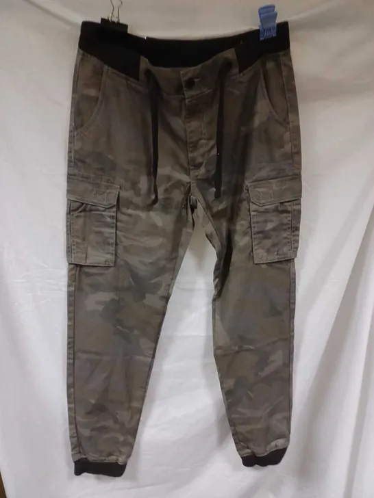 ZENZO CAMO TROUSERS - SIZE 34R