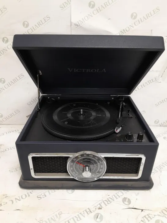 VICTORLA PLAZA 4 IN 1 TURNTABLE - VTA-810B