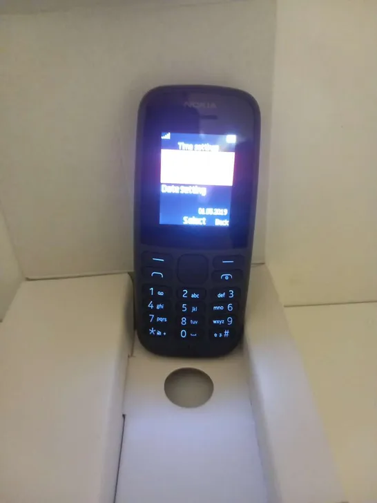 BOXED NOKIA 105 MOBILE PHONE