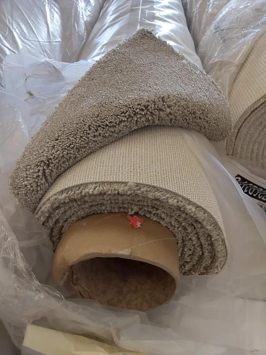 ROLL OF QUALITY FIRST IMPRESSIONS HUMBLE CARPET // SIZE: APPROX 5 X 3.3m