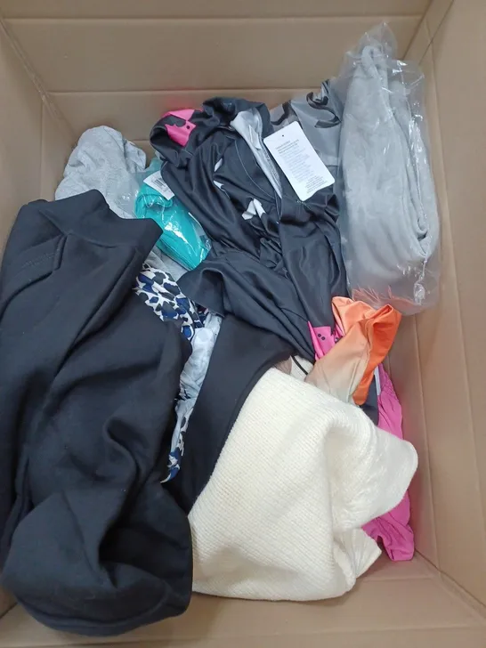 BOX OF APPROXIMATELY 15 ASSORTED CLOTHING ITEMS TO INCLUDE SHEIN TOP, WOOL SOCKS, COOL MAX T-SHIRT ETC