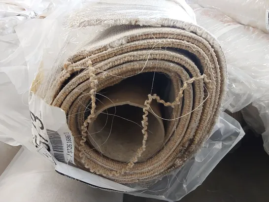 ROLL OF QUALITY TUDOR LINEA SAVANNA CARPET - APPROXIMATELY 4 x 4M