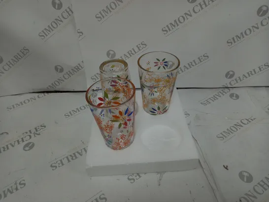 SET OF 3 FLOWER DETAILED GLASSES 