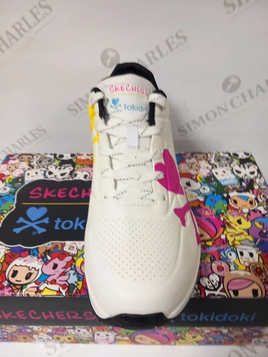 BOXED SKETCHERS TOKIDOKI SIZE 6.5