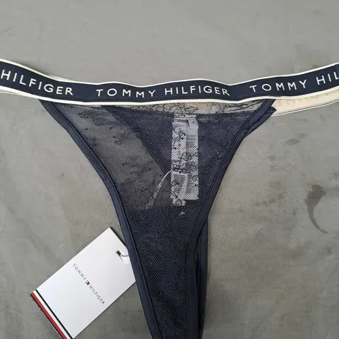 TOMMY HILFIGER TANGA IN DESERT SKY SIZE S 