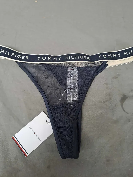 TOMMY HILFIGER TANGA IN DESERT SKY SIZE S 