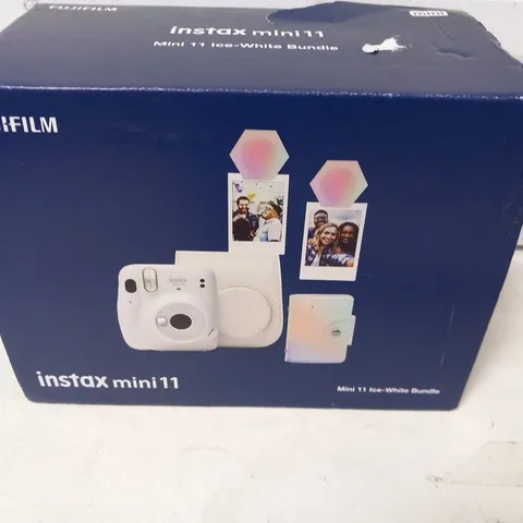 BOXED FUJIFILM INSTAX MINI 11 ICE-WHITE BUNDLE 