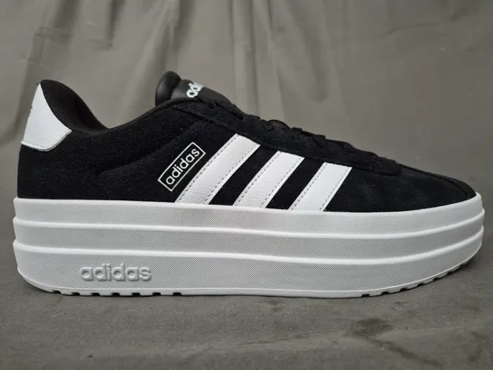 BOXED PAIR OF ADIDAS VL COURT BOLD SHOES IN BLACK/WHITE UK SIZE 8