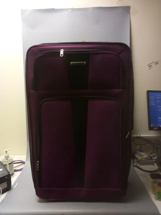 LARGE SOVERIGN CLASSIC PURPLE TWO WHEELER SUITCASE 