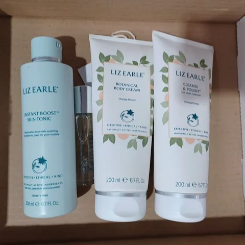 BOXED LIZ EARLE BOTANICAL BODY CARE SET