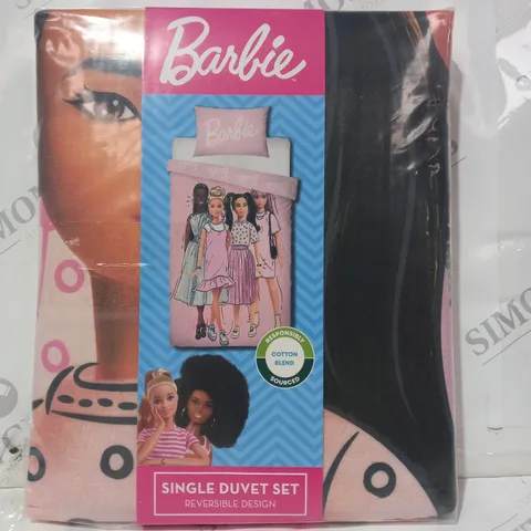 BARBIE REVERSIBLE DESIGN SINGLE DUVET SET