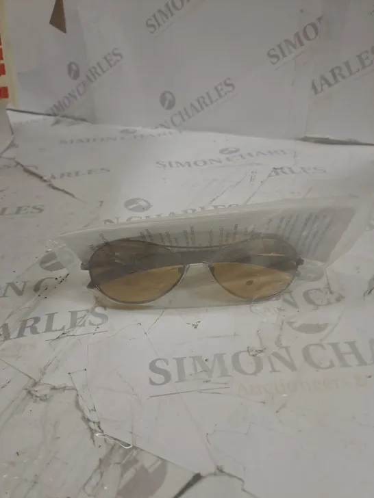 BOX OF 5 ASSORTED POLICE SUNGLASSES 