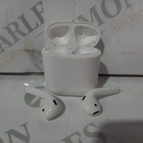 APPLE BLUETOOTH WIRELESS EARBUDS