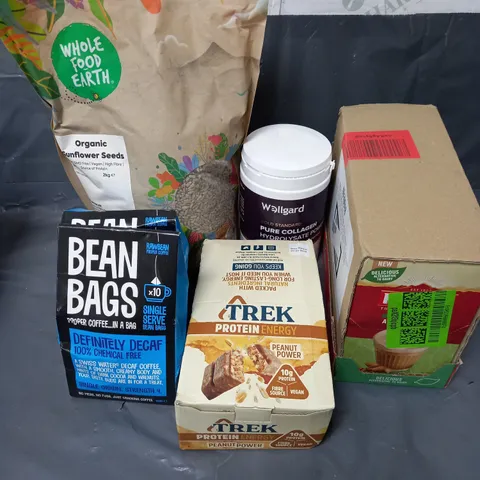 APPROXIMATELY 6 ASSORTED FOOD & DRINK ITEMS TO INCLUDE - BEAN BAGS DECAF COFFEE - WELLGARD PURE COLLAGEN POWDER - WHOLE FOOD EARTH ORGANIC SUNFLOWER SEEDS - ETC