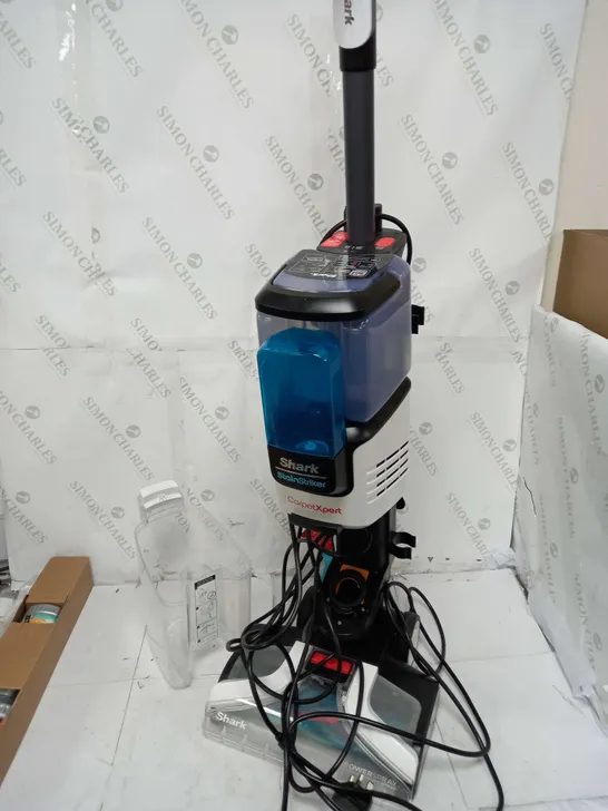 OUTLET SHARK CARPET XPERT DEEP CARPET CLEANER STRIKER EX200UK - COLLECTION ONLY