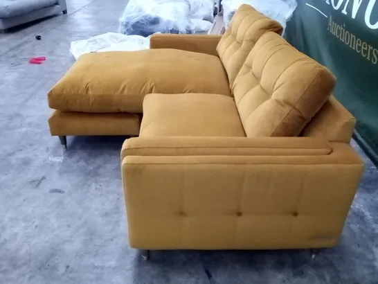 QUALITY THE LOUNGE CO DESIGNER SOFA WITH LHF CHAISE - MUSTARD FABRIC 