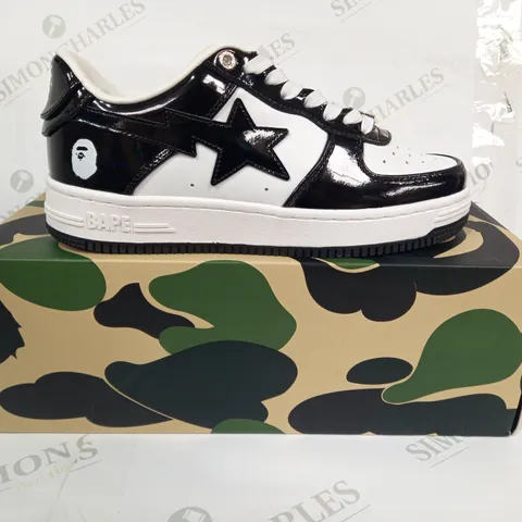 BOXED PAIR OF BAPE TRAINERS IN BLACK/WHITE EU SIZE 41