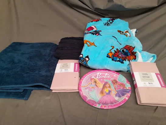 LARGE BOX OF ASSORTED ITEMS TO INCLUDE STITCH TOWEL, PILLOWCASES AND BARBIE PLATES