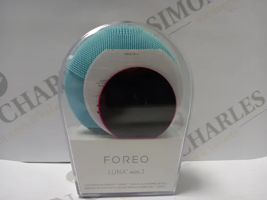 FOREO F2268 LUNA MINI 2 FACIAL CLEANSING BRUSH - MINT