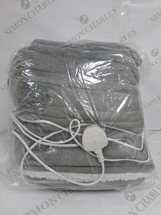 BOXED COZEE HOME OVERSIZED WRAP HEATED BLANKET IN SILVER