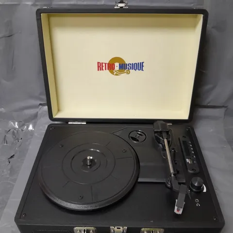 BOXED RETRO MUSIQUE SUITCASE BLUETOOTH TURNTABLE IN BLACK