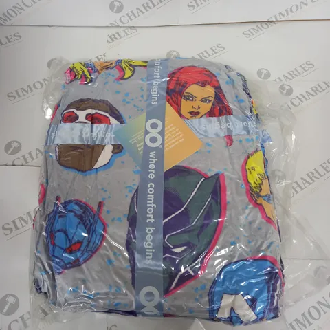 OODIE OVERSIZED WEARABLE AVENGERS BLANKET - SIZE NOT SPECIFIED 
