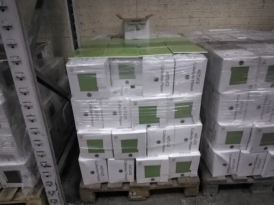 PALLET OF 96 BOXES OF 25 BRAND NEW BRILLIANT VERT PIS 20x20cm TILES - EACH PACK COVERS APPROXIMATELY 1M² (TOTAL APPROX. 96 Sq.Metres)