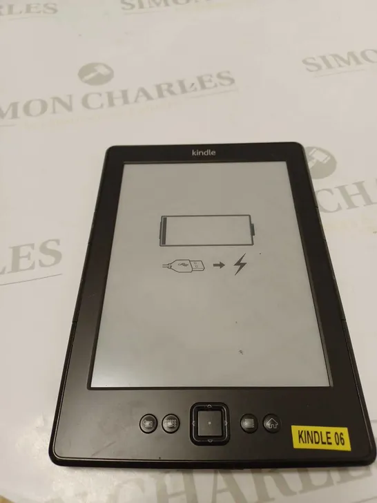 AMAZON KINDLE D01100