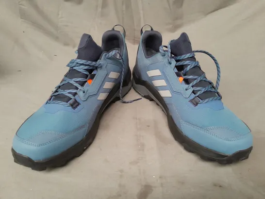 BOXED PAIR OF ADIDAS TERREX AX4 GTX SHOES IN BLUE UK SIZE 11