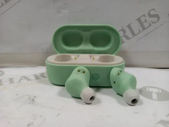 SKULLCANDY SESH EVO TRUE WIRELESS EARBUDS IN GREEN