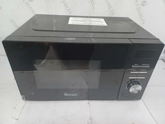 BOXED SWAN 20L 700W DIGITAL MICROWAVE IN BLACK RRP £64