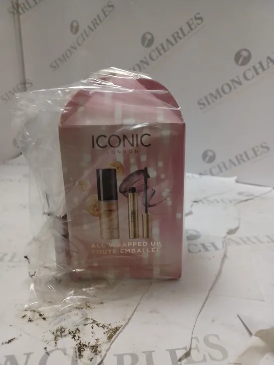 BOXED ICONIC LONDON ALL WRAPPED UP MAKE UP SET  RRP £22