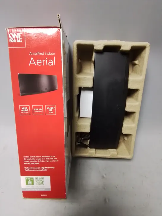 ONE-FOR-ALL AMPLIFIED INDOOR AERIAL