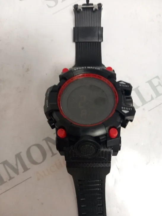 BLACK MULTIFUNCTIONAL SPORTS WATCH