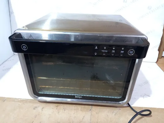 NINJA FOODI COUNTERTOP MULTIFUNCTION OVEN