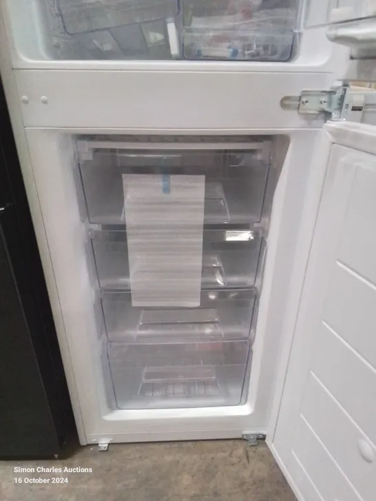 SIA 5050 INTEGRATED WHITE BUILT IN FRIDGE FREEZER - UNPROCESSED RAW RETURN 