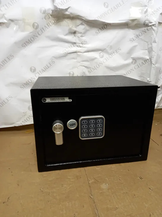 YALE ELECTRONIC SAFE MEDIUM 