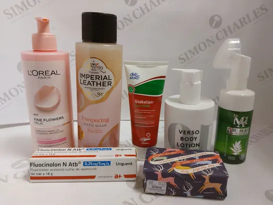 BOX OF APPROX 15 COSMETIC ITEMS TO INCLUDE VERSO BODY LOTION, L`OREAL FINE FLOWERS MILK, IMPERIAL LEATHER BATH SOAP